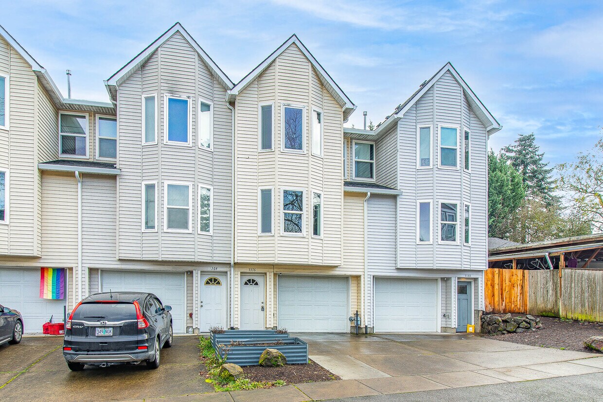Primary Photo - 3376 SW 90th Ave
