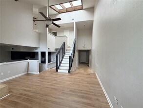 Building Photo - 6808 Eastridge Dr