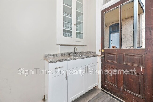 Foto del edificio - 220 Summit Ave