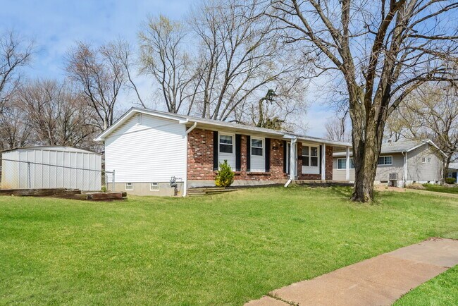 Building Photo - 760 Hazelvalley Dr