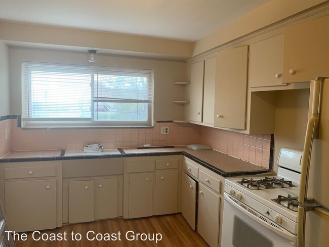 Foto del edificio - 26221 Pinehurst St