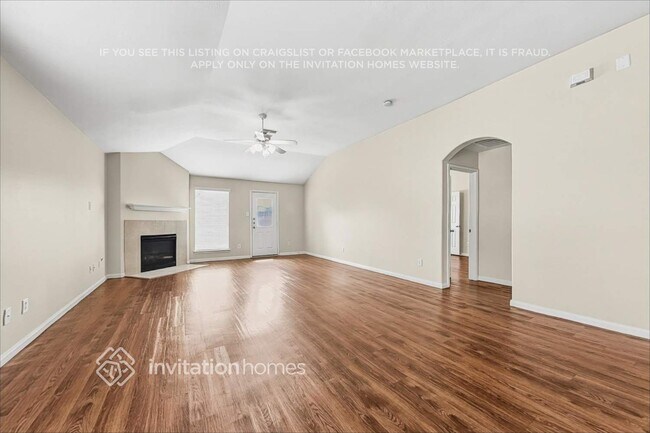 Building Photo - 6002 Deep S Dr