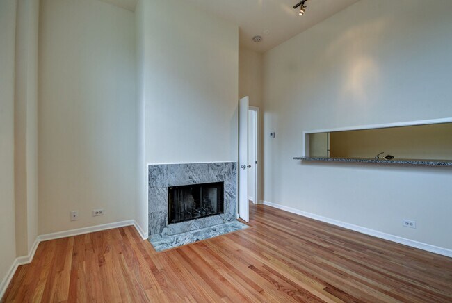 Foto del edificio - 3257 N Sheffield Ave