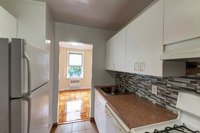 Foto del edificio - 139-55 35th Ave