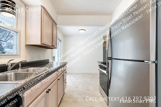 Building Photo - 69 Gay Ct