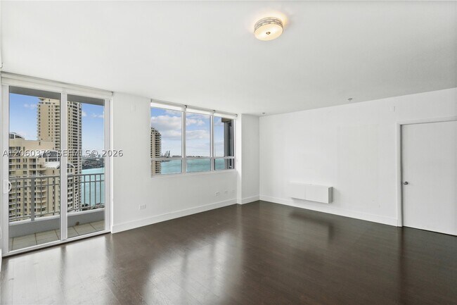 Building Photo - 801 Brickell Key Blvd