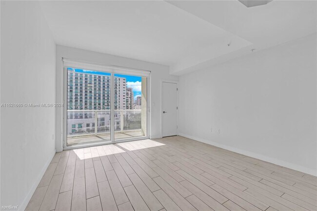 Foto del edificio - 2 br, 2 bath Condo - 321 NE 26th St Unit 907