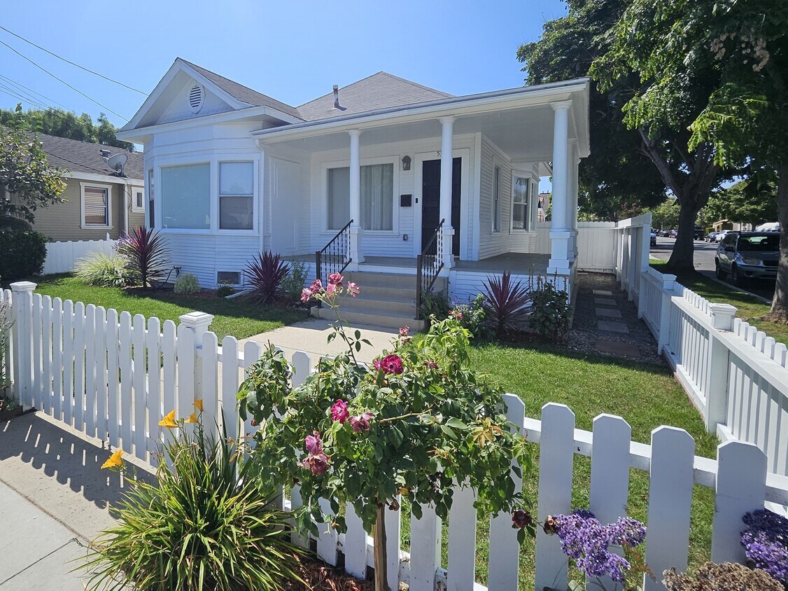 Foto principal - 535 Roswell Ave