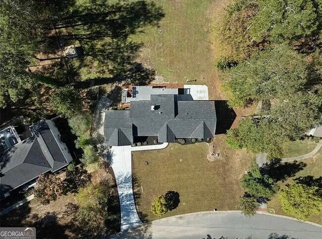Building Photo - 7530 Spalding Ln