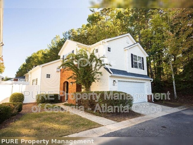 Foto del edificio - 624 Bedford Ct