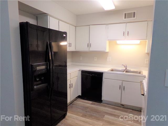 Building Photo - 9119 Spyglass Pl