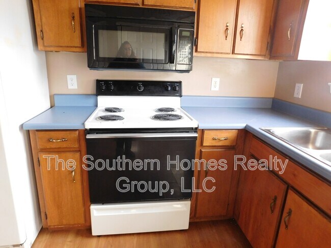 Building Photo - 204 Arrants Rd