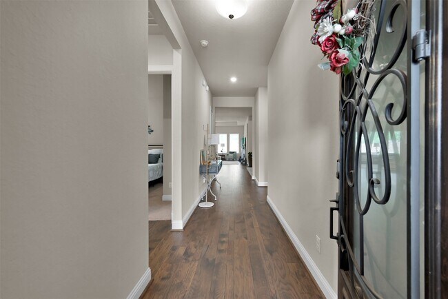 Foto del edificio - 4205 Grand Oaks Wind