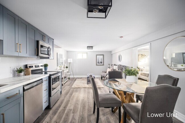 Building Photo - 2 Bed / 1 Bath in Kingston – All Utilities & Parking Included - $2,099/month