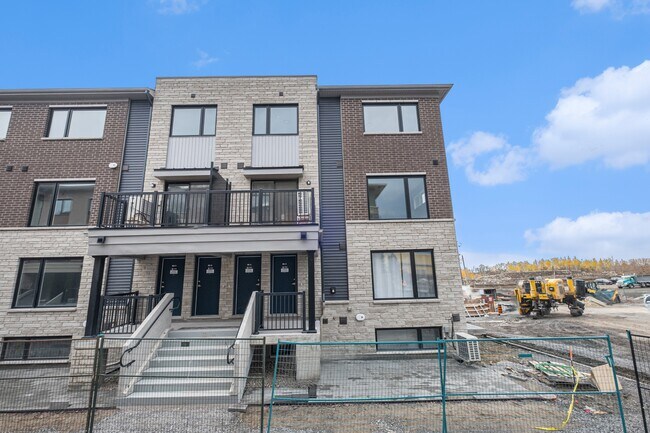 Building Photo - 801 Glenroy Gilbert Dr