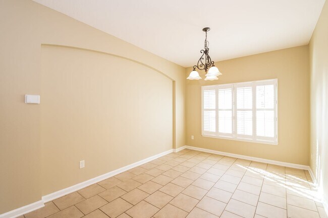 Building Photo - 236 Tadcaster Ct