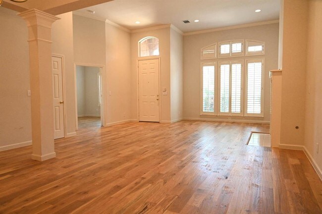 Foto del edificio - 18415 Tettenhall Dr