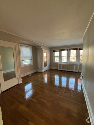 Building Photo - 5218 Gainor Rd