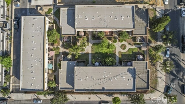Building Photo - 9120 Telfair Ave