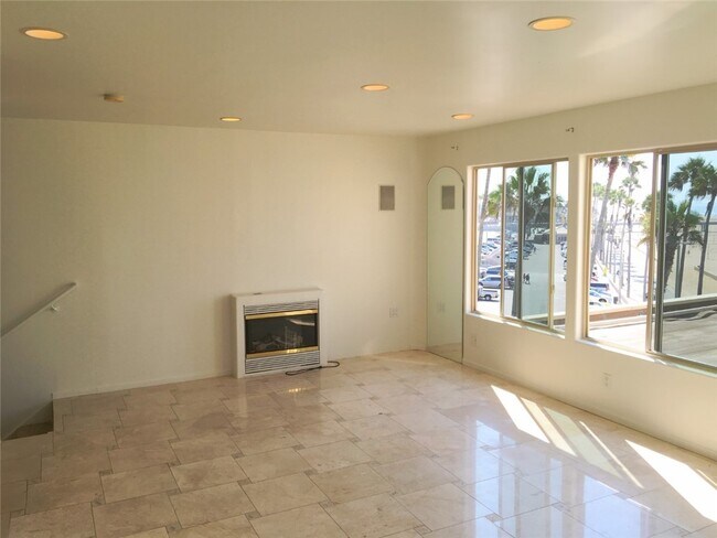 Foto del edificio - 711 CA-1