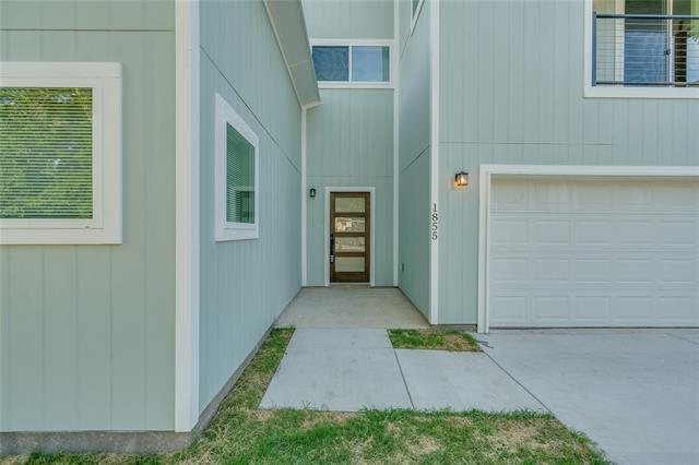 Building Photo - 1855 Highland Dr E