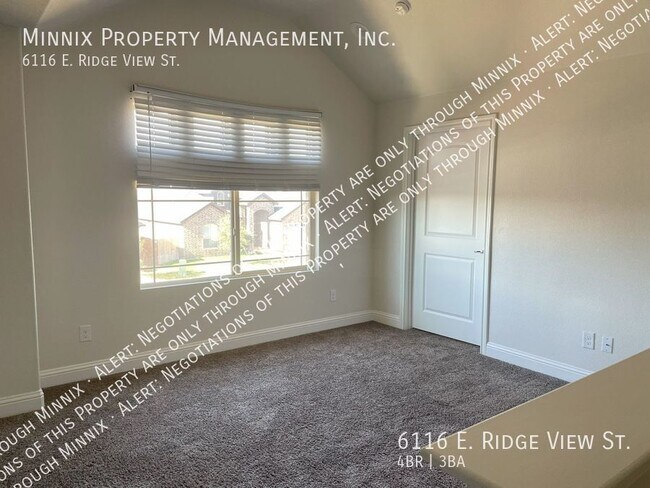 Foto del edificio - 6116 E. Ridge View St.