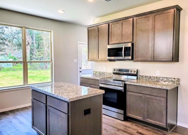 Building Photo - 905 Chickasaw Dr