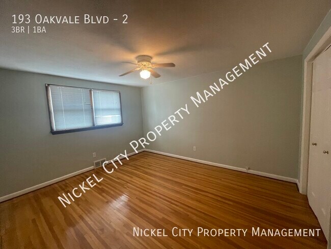 Foto del edificio - 193 Oakvale Blvd