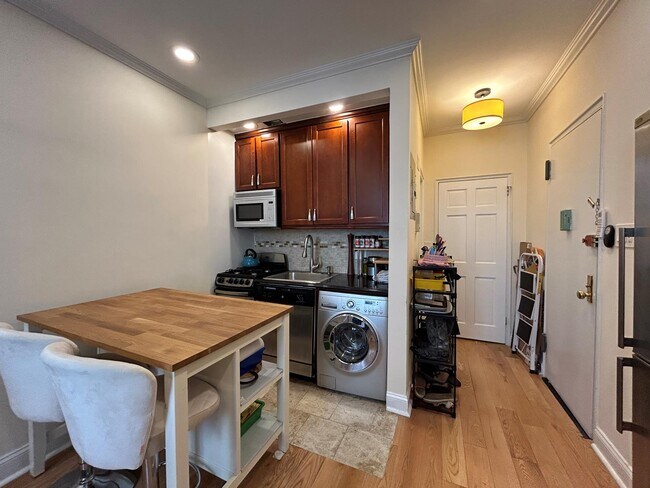 Building Photo - 32 Hamilton Terrace