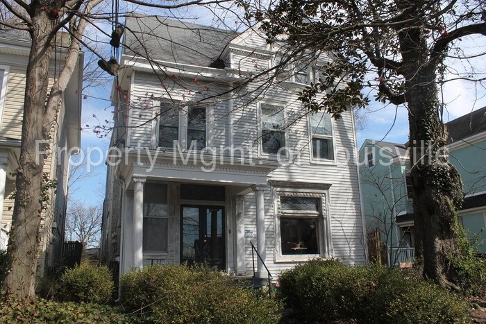 Foto principal - 1BD/1BA First Floor Apartment