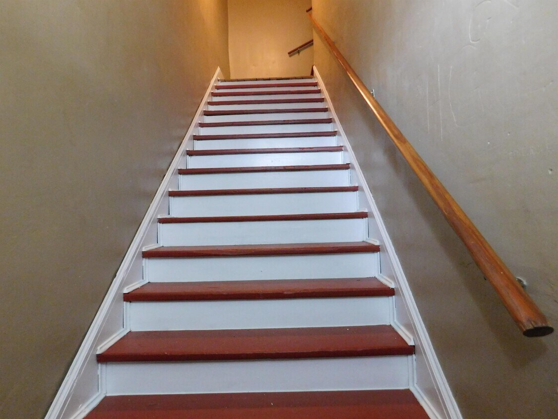 122 9th St, Etowah, TN 37331 House Rental in Etowah, TN