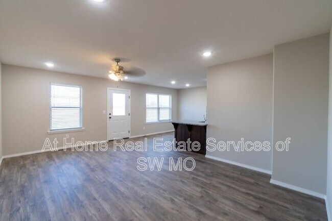 Foto del edificio - 1904 S 15th Ave