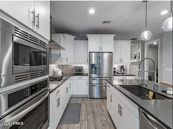 Building Photo - 2045 East Charlotte Dr