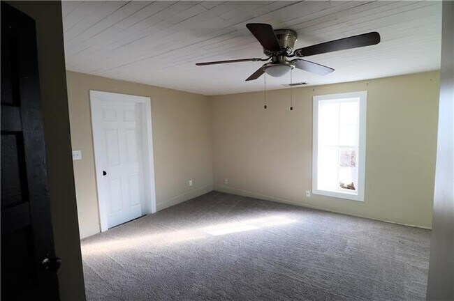 Foto del edificio - 6765 Dahlonega Hwy