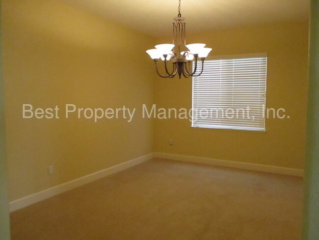 Foto del edificio - 5655 Leitrim Way