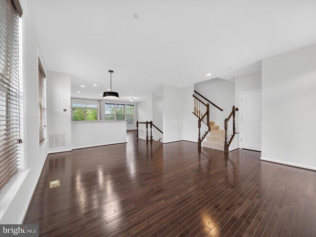 Building Photo - 1169 Carinoso Cir