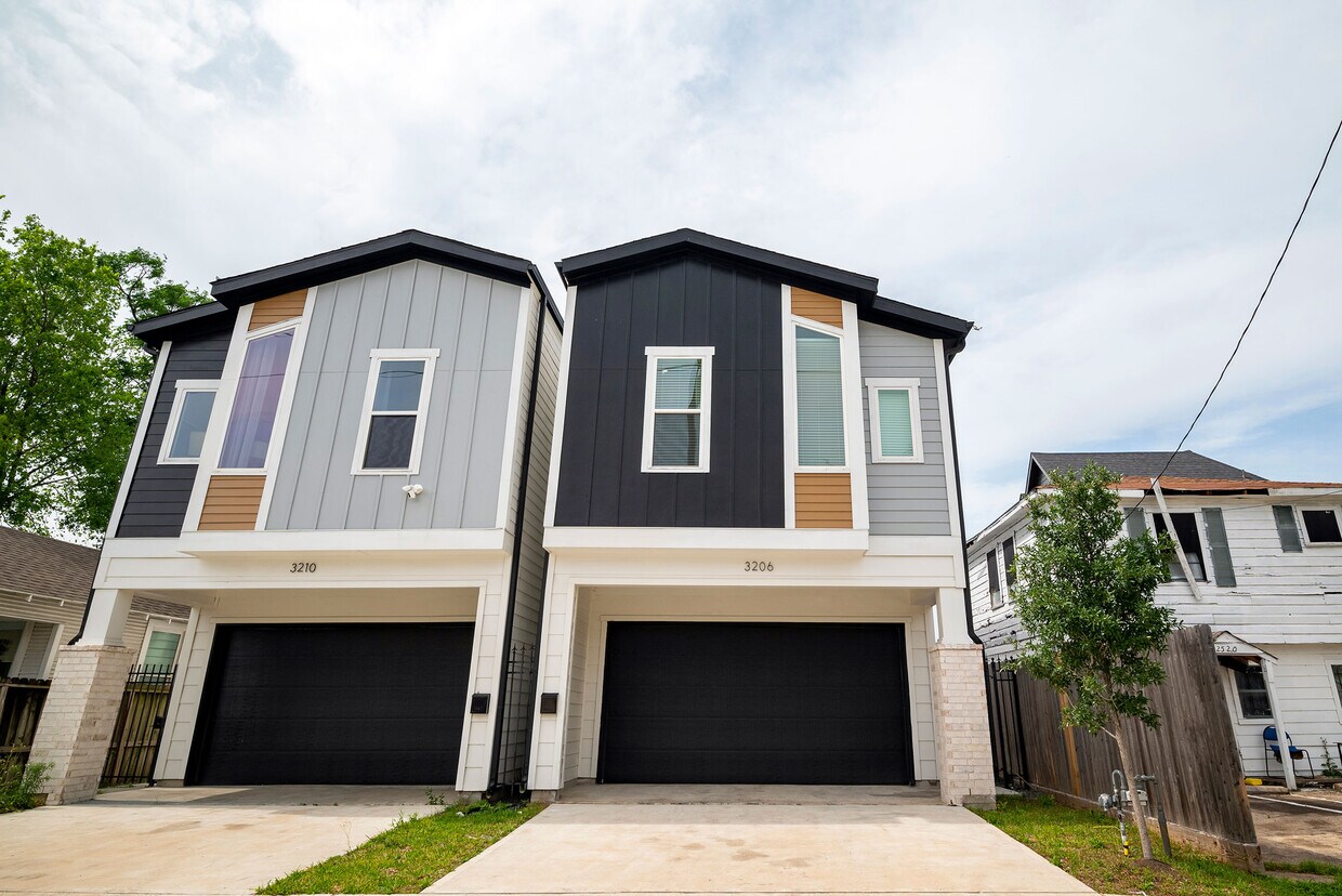 Foto principal - 3206 Live Oak St