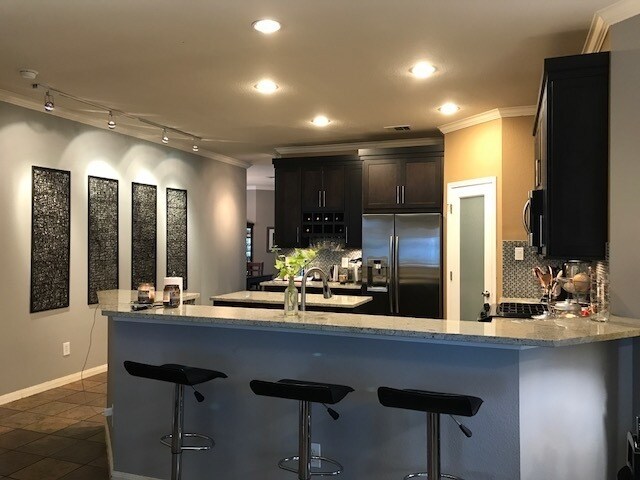 Foto del edificio - *COMING SOON!* 3BR/2BA in Gated Promontory Pointe | Stainless Appliances | 2-Car Garage!