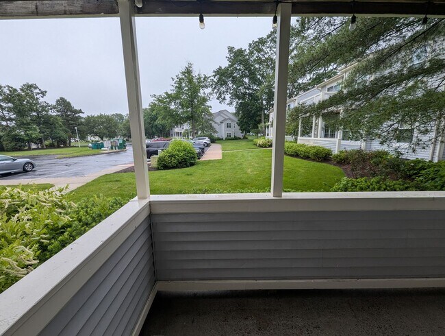 Building Photo - 449 Magnolia Ct