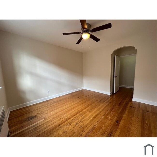 Building Photo - 2444 N 50th St