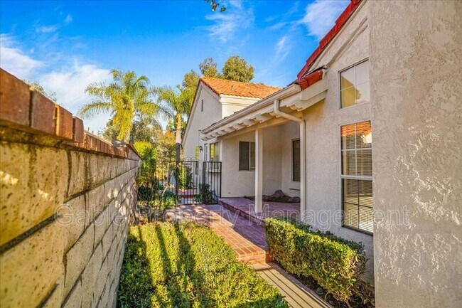 Building Photo - 25872 Bellis Dr