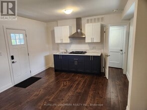 Building Photo - 452 D'Arcy St