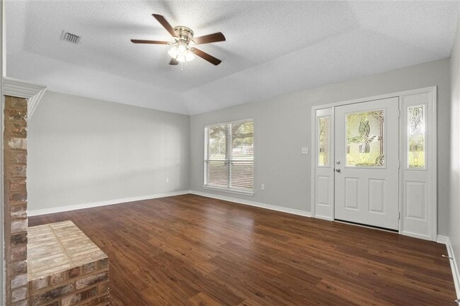 Building Photo - 7260 Pecan Terrace Dr