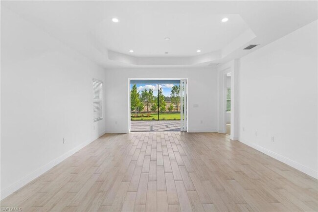 Foto del edificio - 4580 Skysail Dr