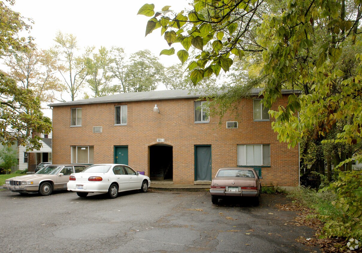 Building Photo - 3809-3813 Cleveland Ave