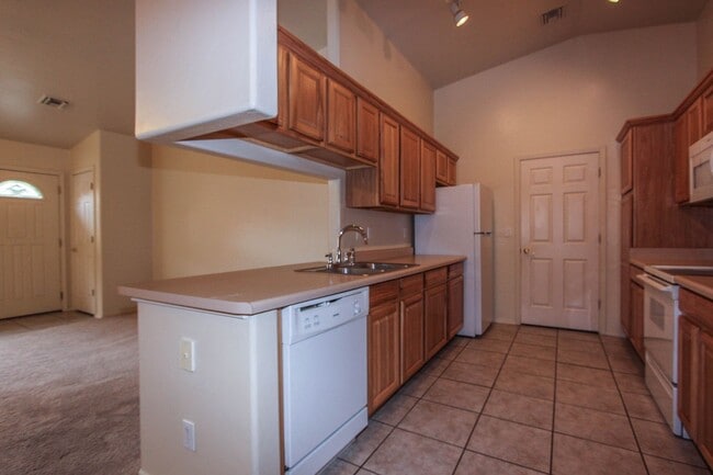 Foto del edificio - 8509 E Leigh Dr