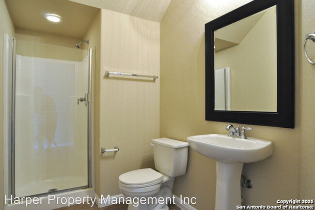 Building Photo - 4 br, 2.5 bath House - 10603 Catfish Lane