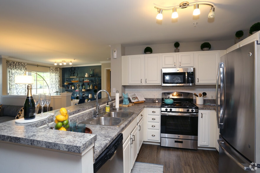 The Villages at Canterfield Rentals West Dundee, IL