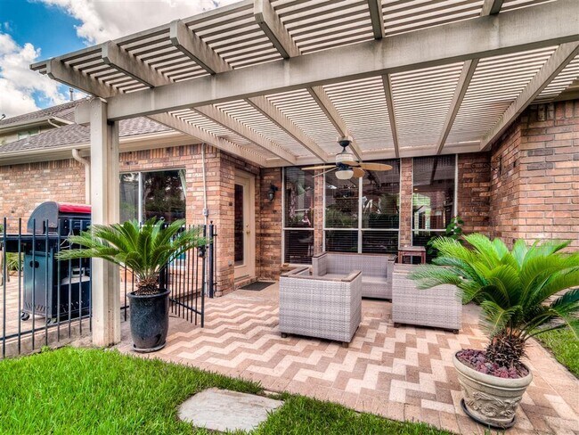 Foto del edificio - 22414 Piper Terrace Ln