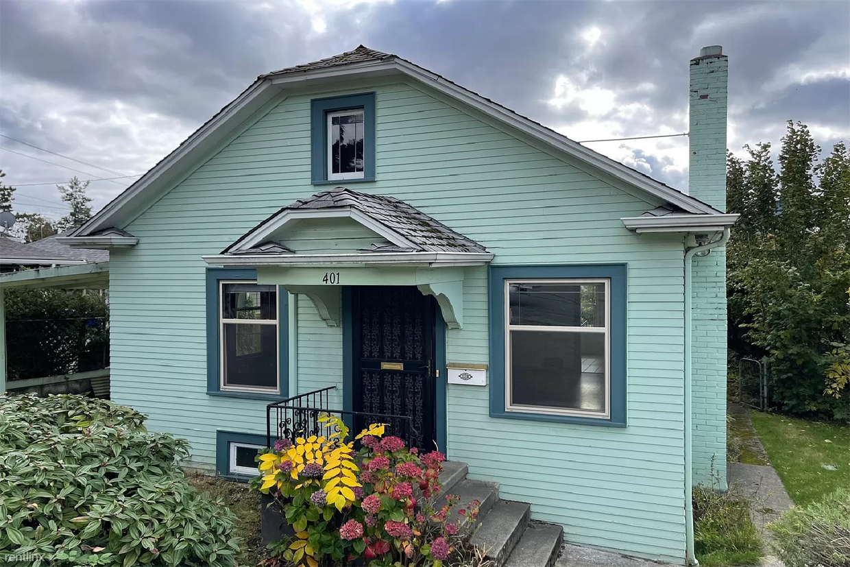 Foto del edificio - 3 br, 2 bath House - 401 NE 76th St
